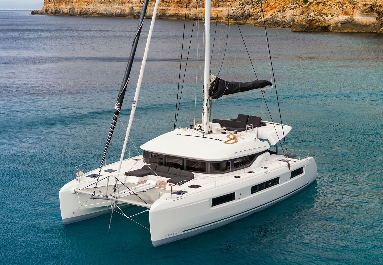 lagoon 500